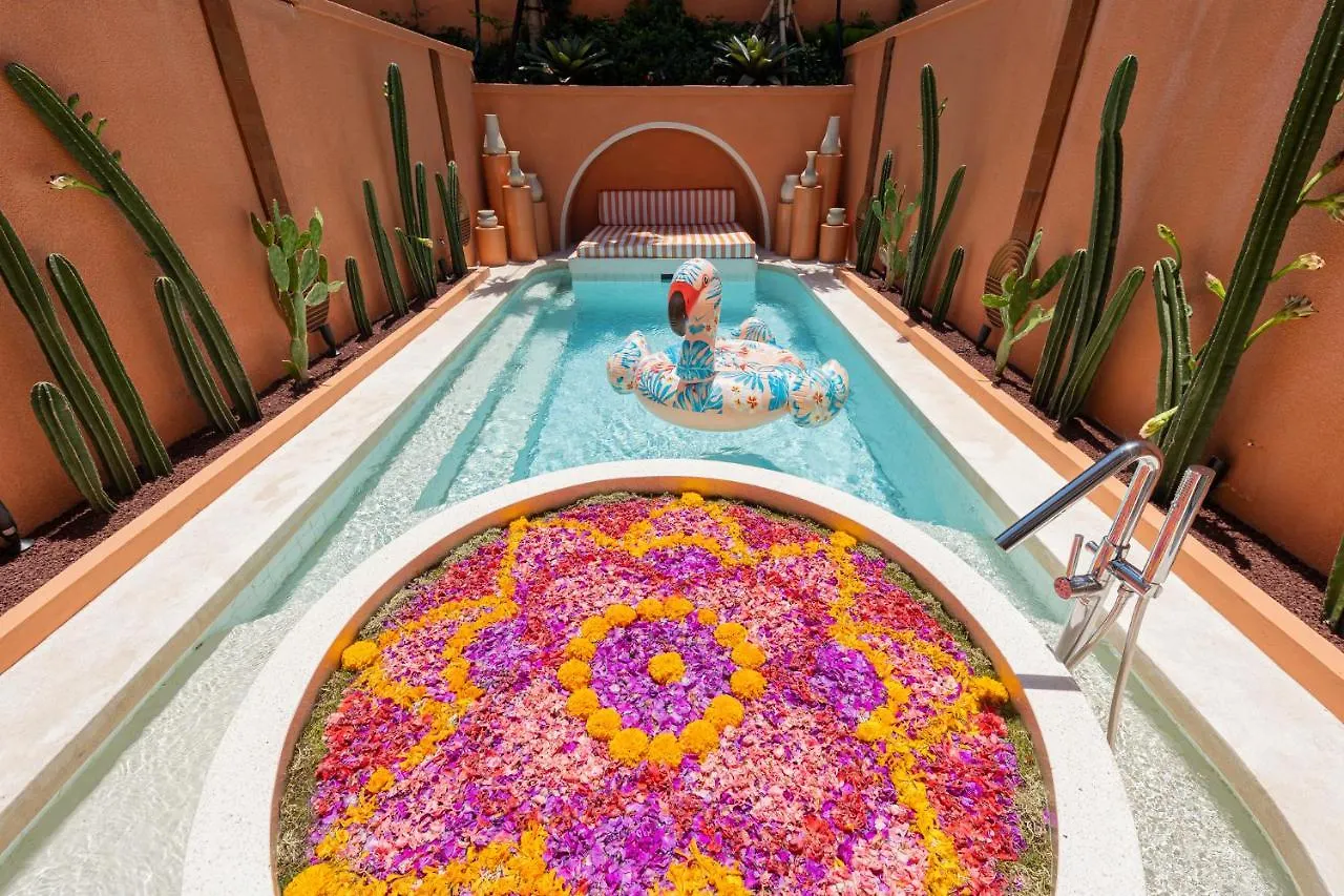 Cyrus Villa Seminyak By Ini Vie Hospitality 0*,